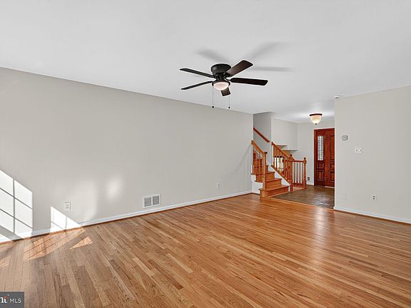 5th image of 4916 Sunflower Dr