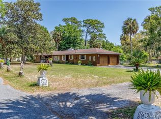 211 S Poinsettia Ter, Crystal River, FL 34429