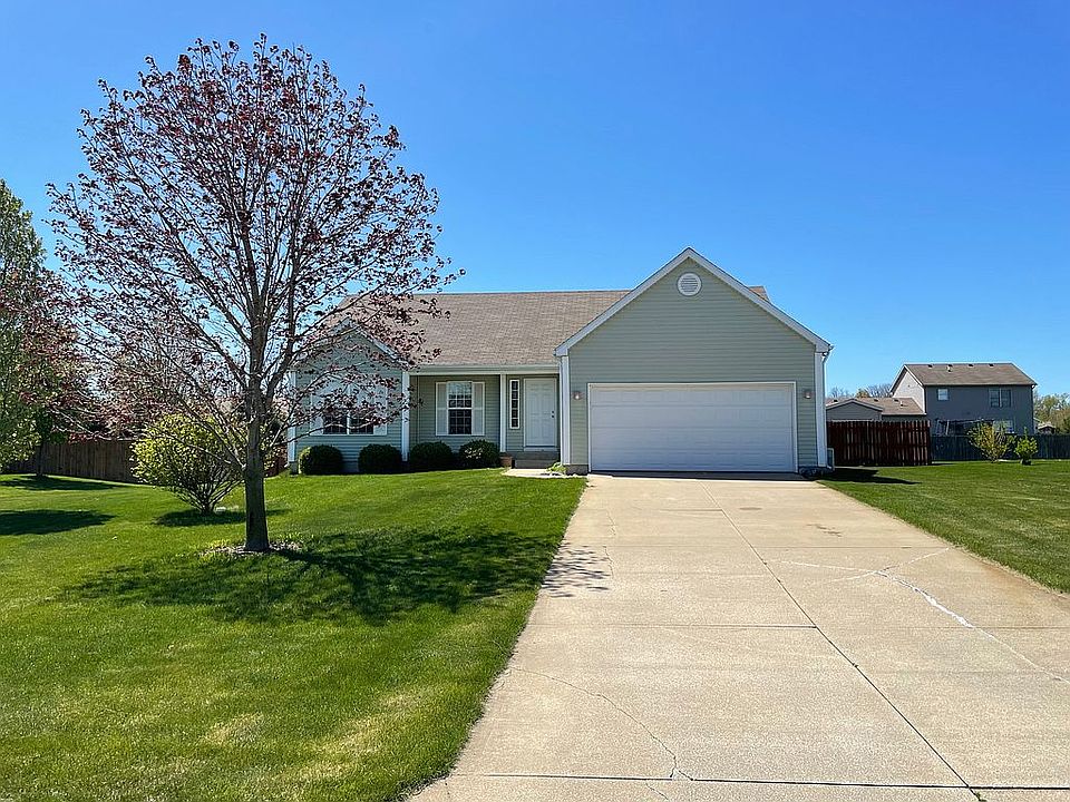 1st image of 2426 Jeffery Ln