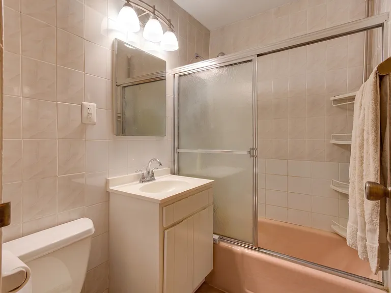 9403 66th Ave #3 — Photo 7