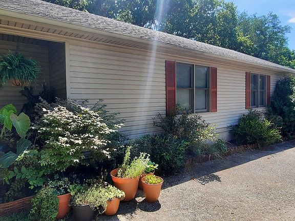 2nd image of 114 Standish Pl
