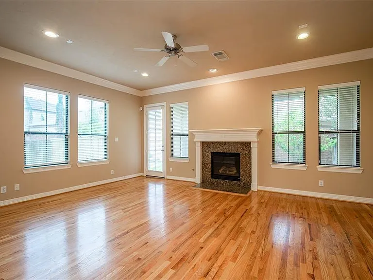 2906 Royal Oaks Crst — Photo 12