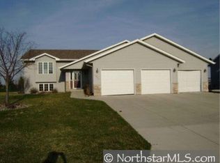 2545 Mossy Creek Dr, Owatonna, MN 55060