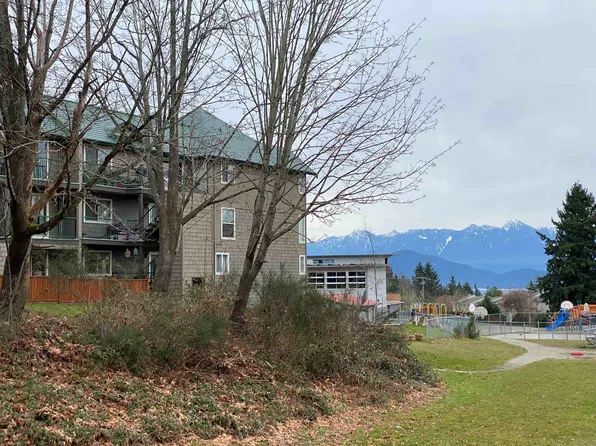 622 Farnham Rd #27, Gibsons, BC V0N 1V8