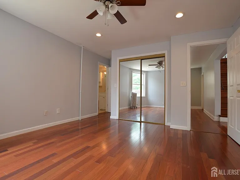 259 Main St — Photo 8
