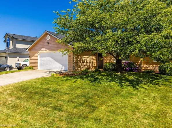 1620 N Rio Grande Ln, Greenacres, WA 99016