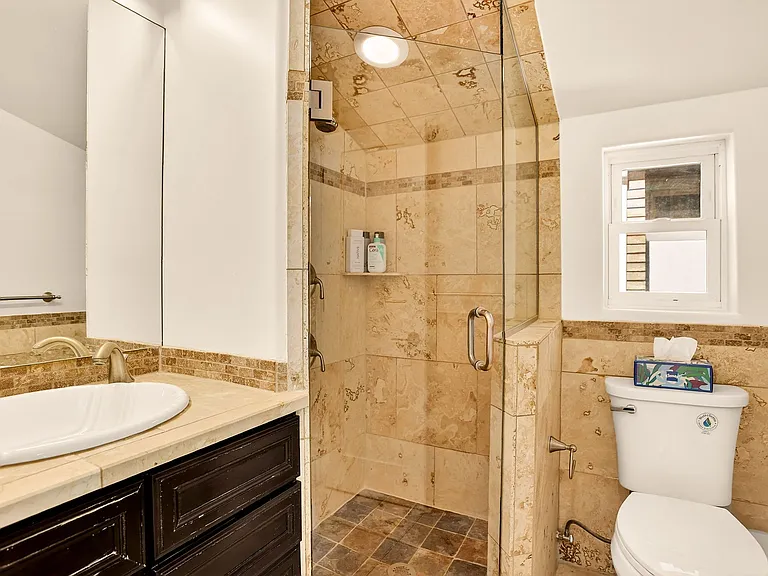 2215 Meade St — Photo 19