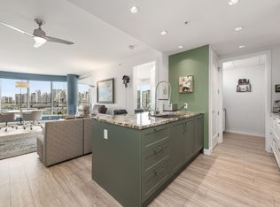 181 W 1st Ave #1009, Vancouver, BC V5Y0E3