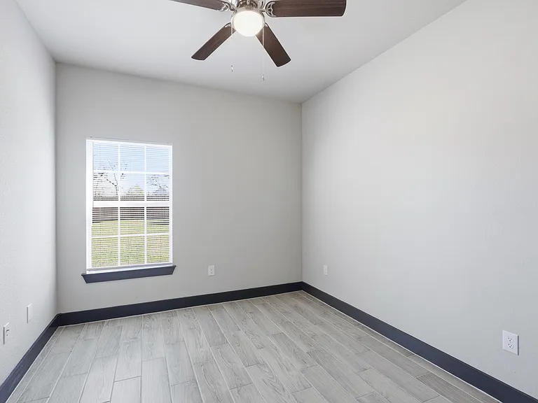 9412 Crofton St #A — Photo 8