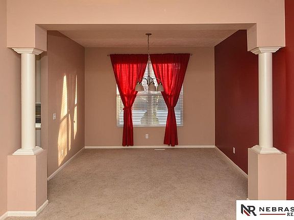 5th image of 1807 Fox Run Dr