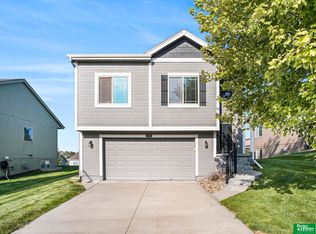 7024 S 183rd Ave, Omaha, NE 68135