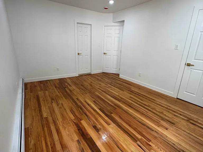 340 Jerome St #1 — Photo 5
