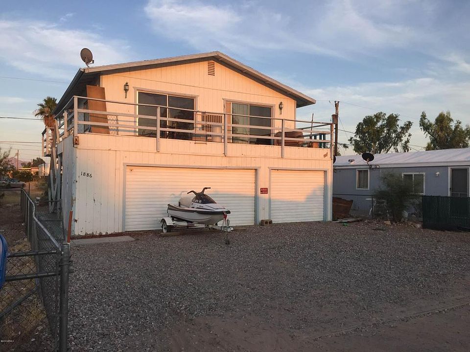1st image of 1886 Artesia Dr