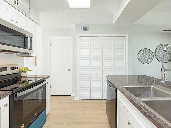 5th image of 14032 LEMON VALLEY PLACE
