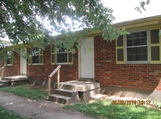 10405 Torrington Rd, Louisville, KY 40272