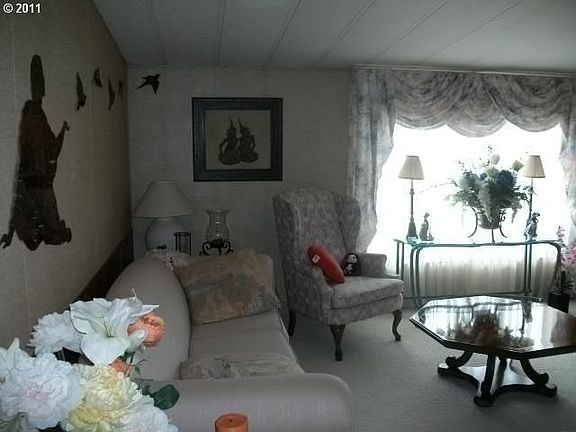 4th image of 17401 SE 39th St