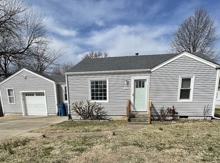 129 March Dr, Collinsville, IL 62234