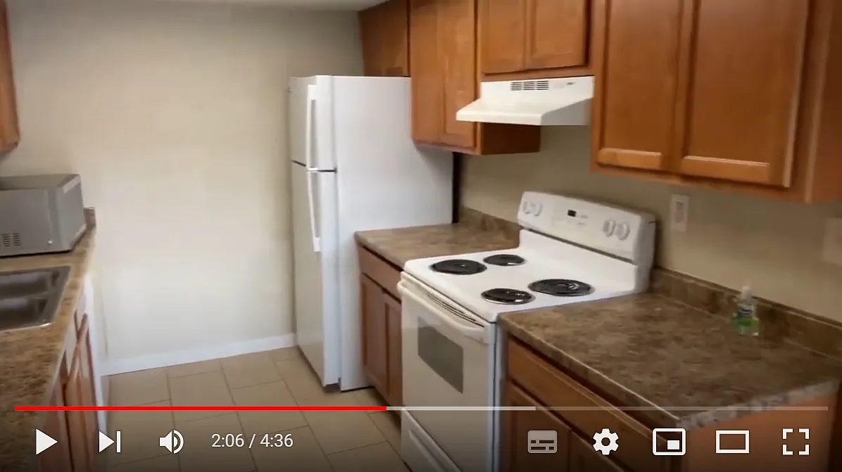 3 bed, 1136 sqft, $709 — Photo 2