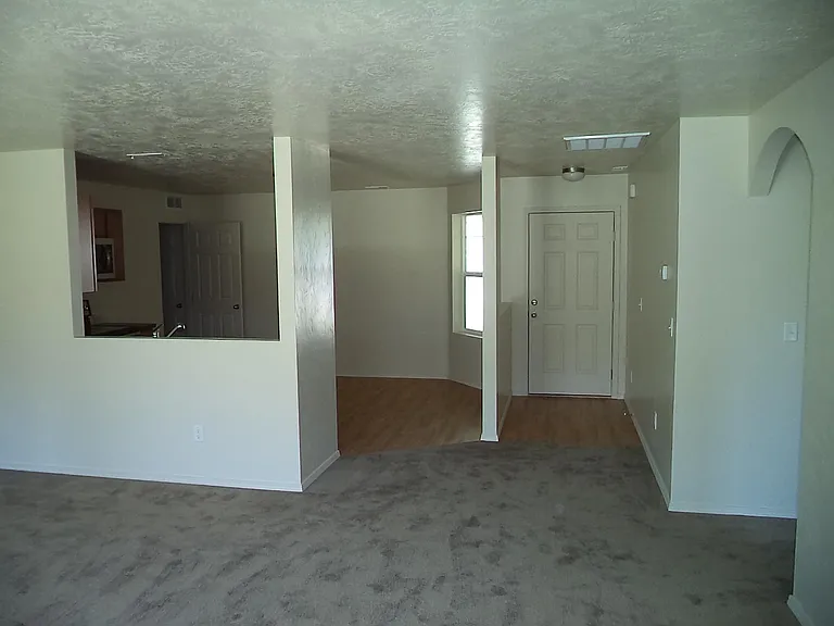 9715 Stonewood Dr — Photo 7