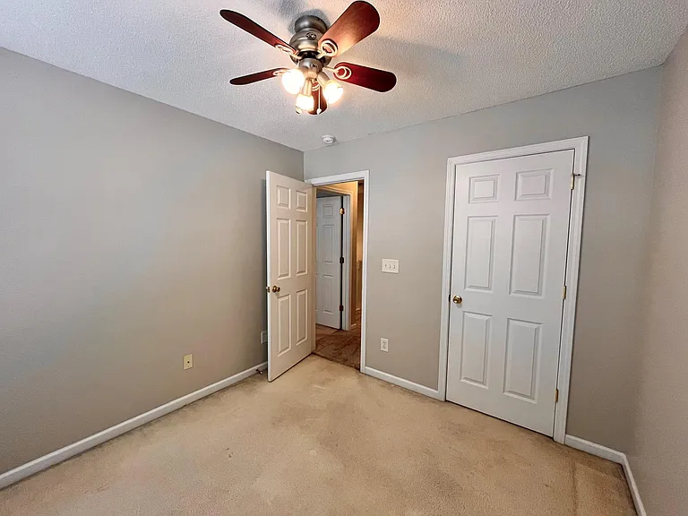 2025 McNeil Paper Ct — Photo 14