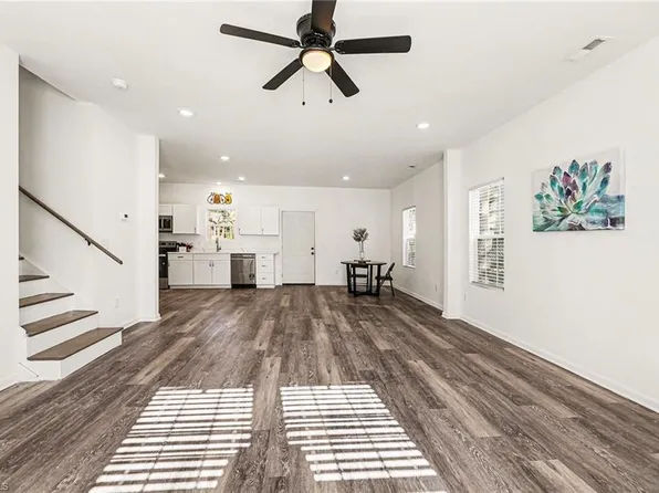 1601 E Green Dr, High Point, NC 27260