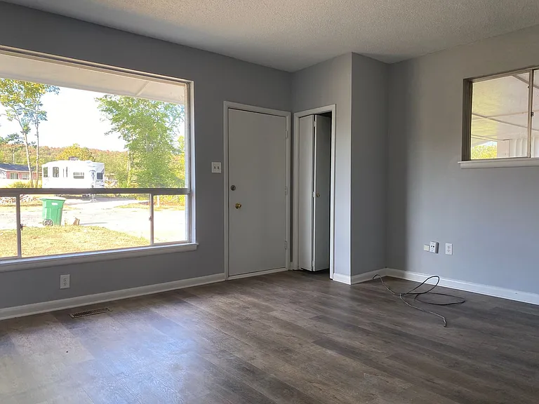 406 Harper Ln — Photo 20