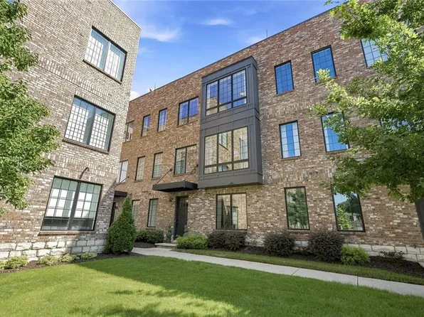 285 Castleberry Hill Walk SW, Atlanta, GA 30313
