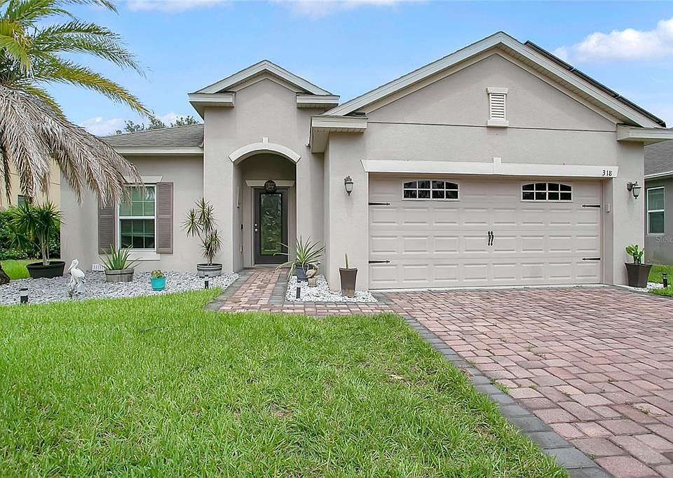 1st image of 318 LAKE DAVENPORT CIR