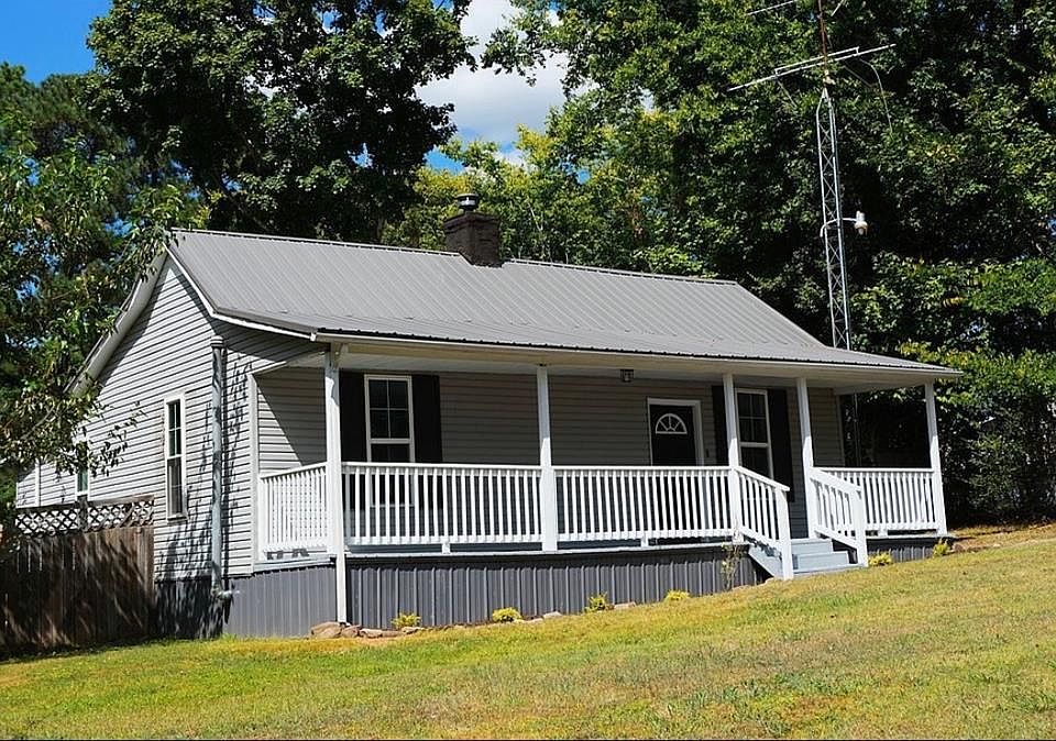 1st image of 139 Parham Ln