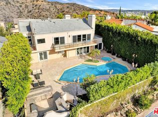 2025 Hercules Dr, Los Angeles, CA 90046