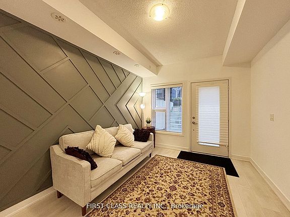 3rd image of 1127 Cooke Blvd #514
