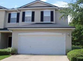8677 Ribbon Falls Ln, Jacksonville, FL 32244