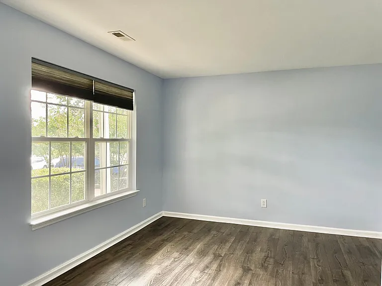 263 N Fuquay Springs Ave — Photo 6