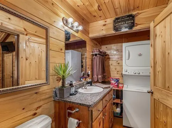 1600 County Road 103, Mentone, AL 35984