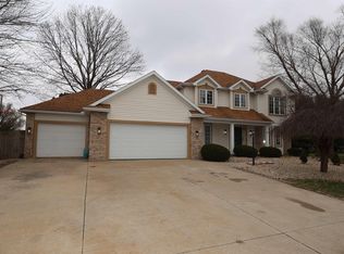 53100 Corydon Ct, Granger, IN 46530