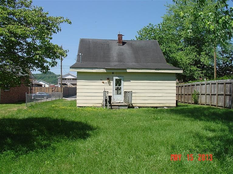 2nd image of 110 S Allison Ave