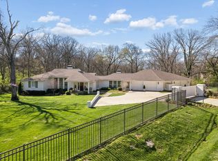 6010 Hickory Valley Rd, Nashville, TN 37205