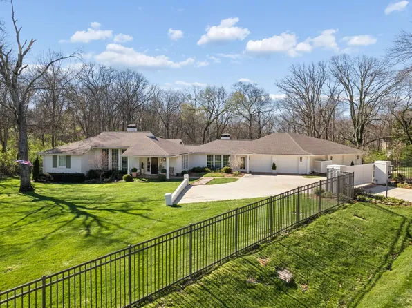 6010 Hickory Valley Rd, Nashville, TN 37205