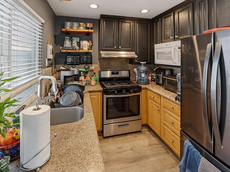 10924 Montongo St — Photo 8