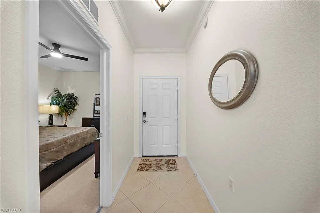 2 bed, 2.0 bath, 1232 sqft, $5,500 — Photo 2