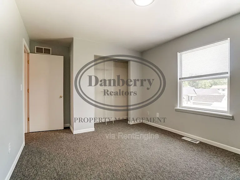 3704 Willow Run Dr — Photo 21
