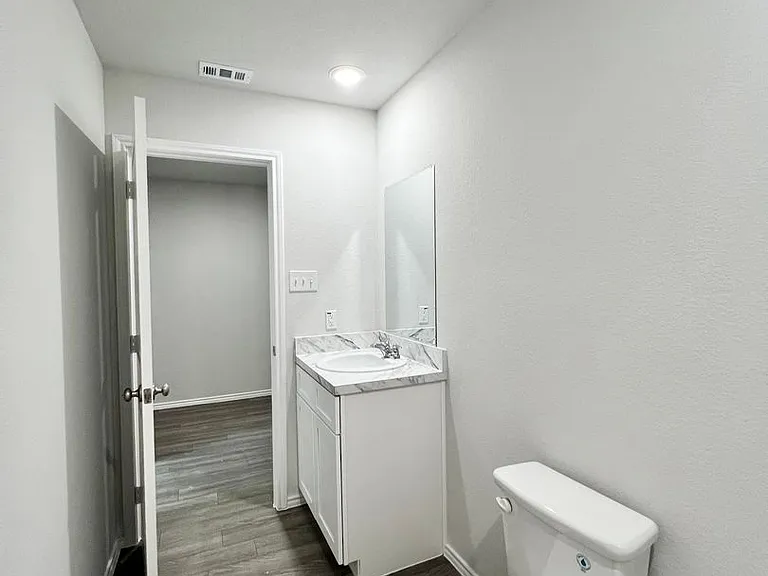 544 Quail Meadows Dr — Photo 7
