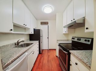 944 Peninsula Ave, San Mateo, CA 94401