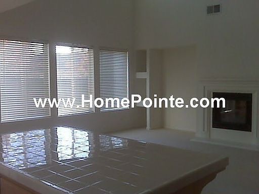 5th image of 33 Ladyhawk Ct