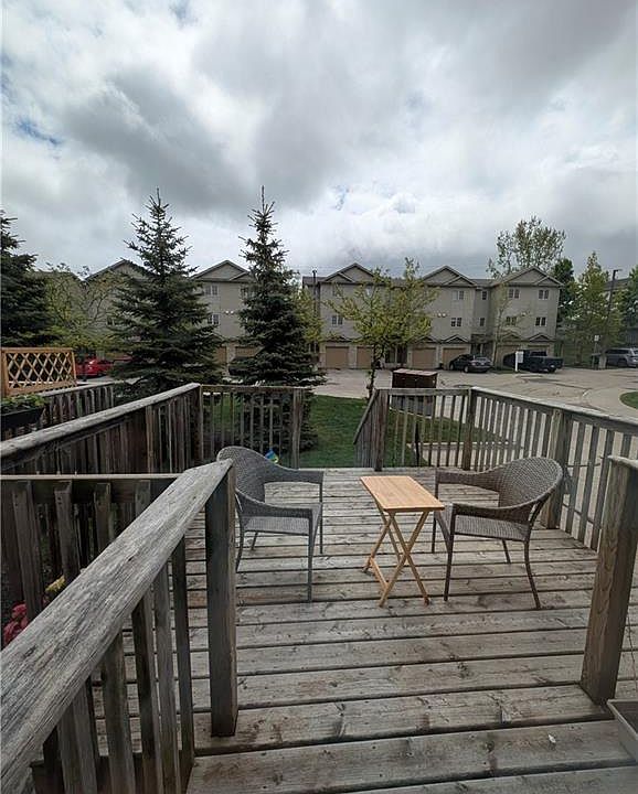 2nd image of 153 Highland Cres