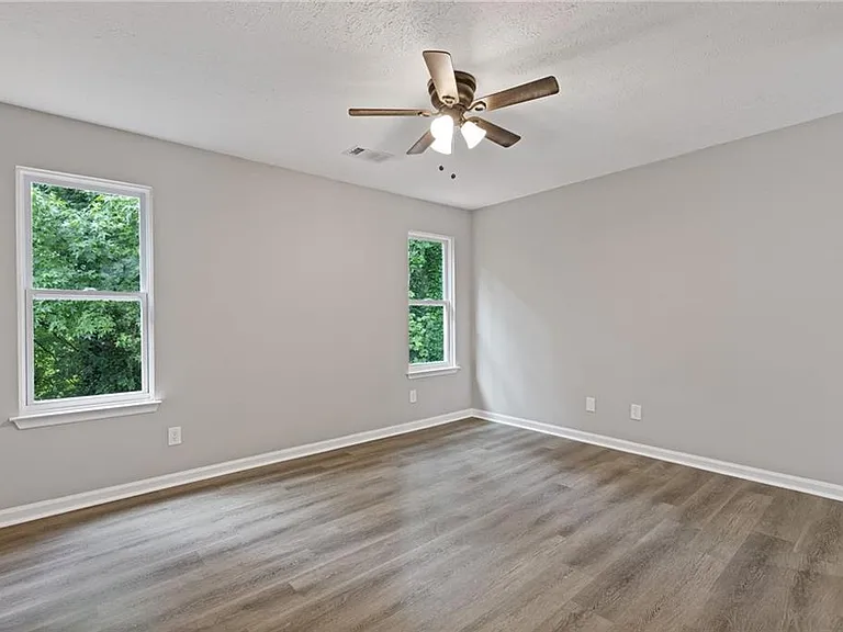 1111 Pin Oak Dr — Photo 21