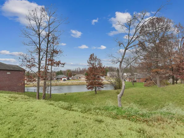 8307 Buck Ridge Trl, Evansville, IN 47712