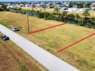 323 NE 25th St, Cape Coral, FL 33909
