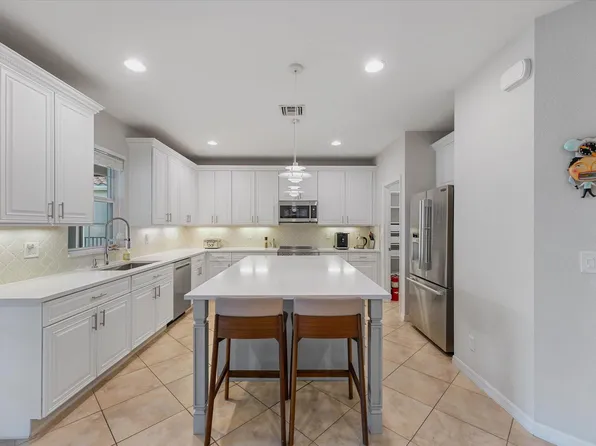 10731 Ivanhoe Ln, Wellington, FL 33414
