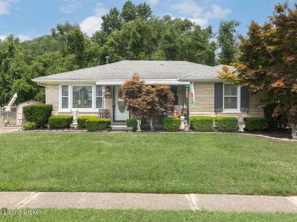 5820 Dellrose Dr, Louisville, KY 40258